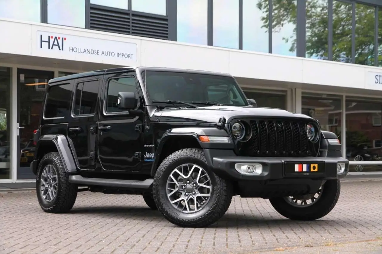 Photo 1 : Jeep Wrangler 2023 Hybrid