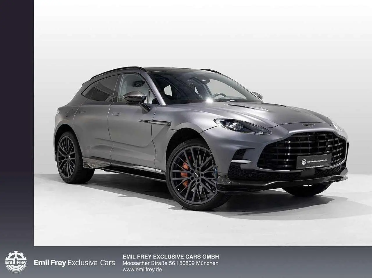 Photo 1 : Aston Martin Dbx 2023 Petrol