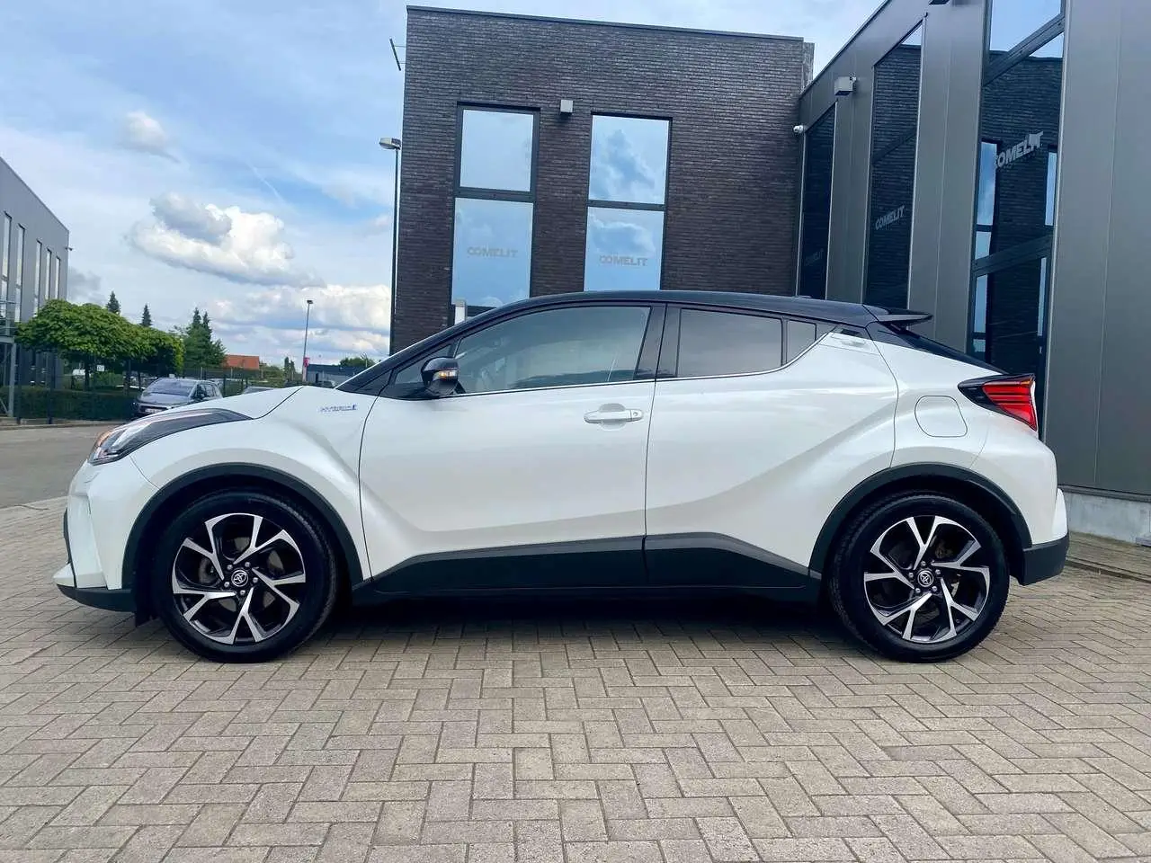 Photo 1 : Toyota C-hr 2021 Hybride