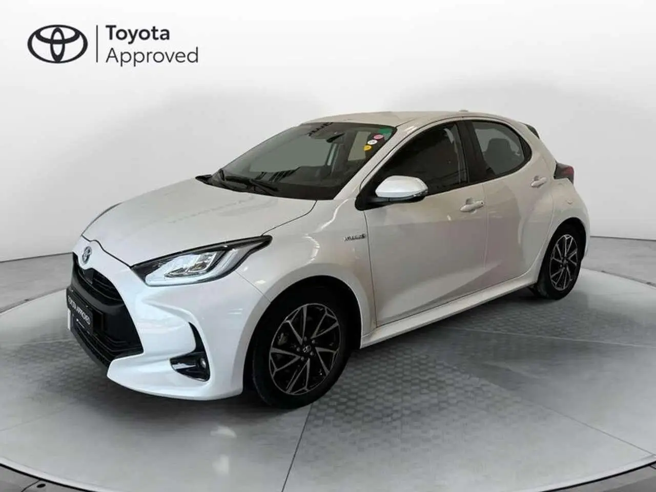 Photo 1 : Toyota Yaris 2021 Hybride