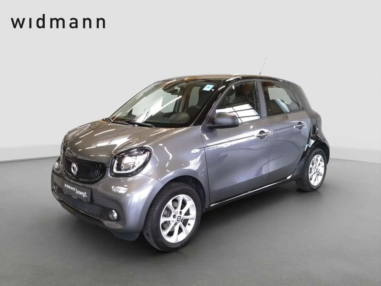 Photo 1 : Smart Forfour 2019 Essence