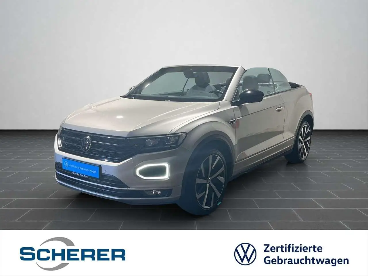 Photo 1 : Volkswagen T-roc 2021 Essence