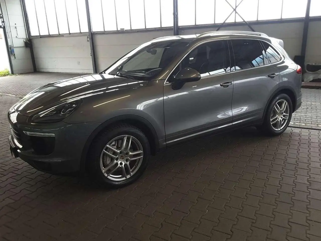 Photo 1 : Porsche Cayenne 2015 Petrol