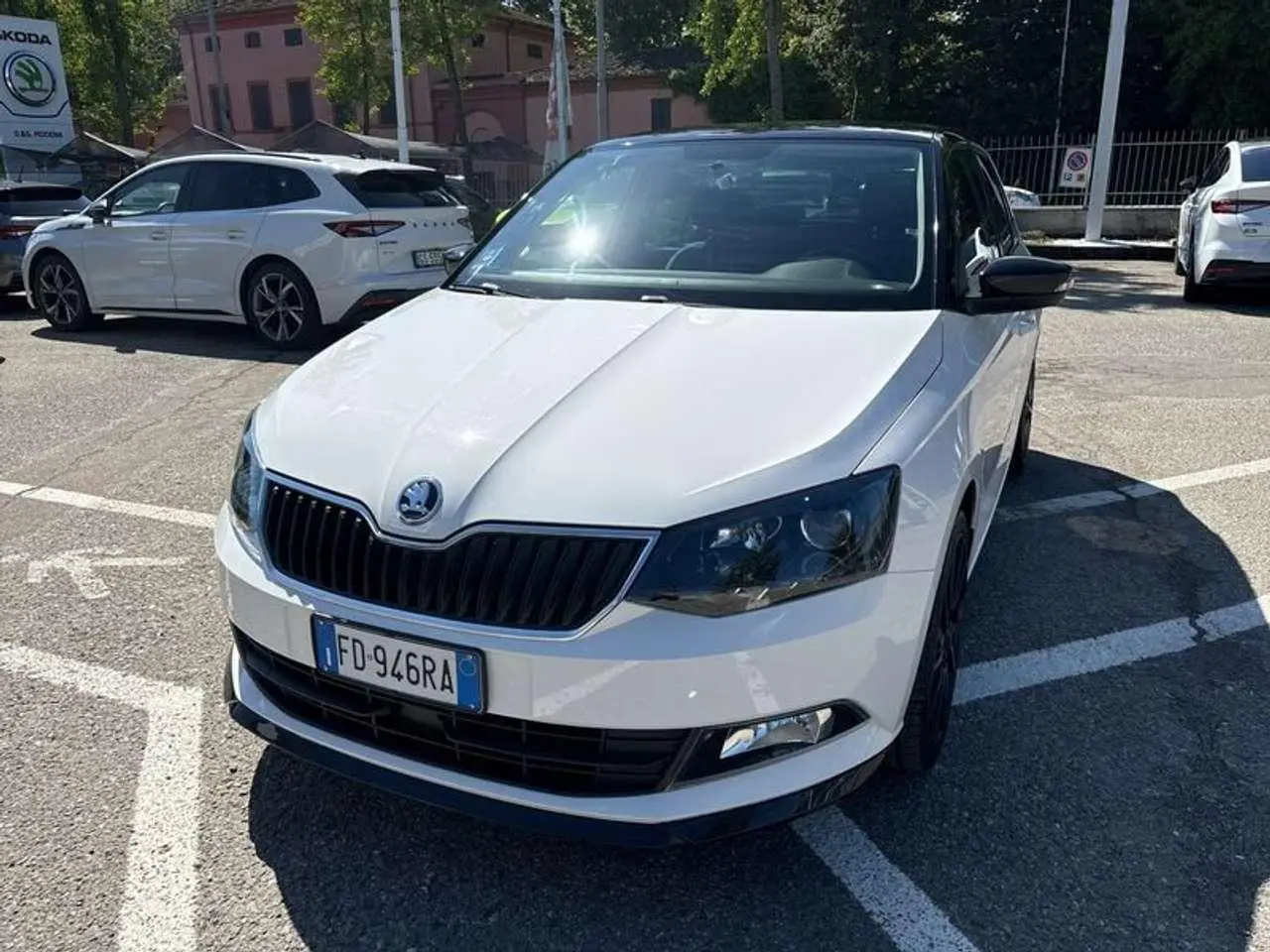 Photo 1 : Skoda Fabia 2016 Petrol