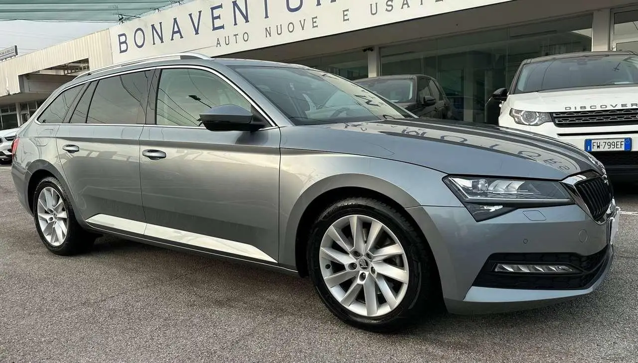 Photo 1 : Skoda Superb 2019 Diesel