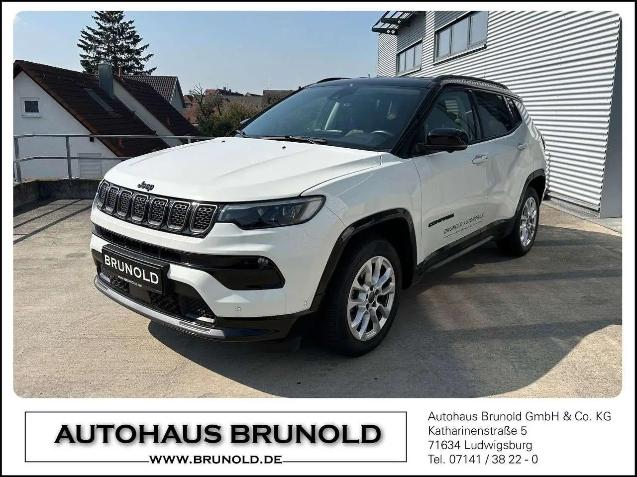 Photo 1 : Jeep Compass 2023 Petrol