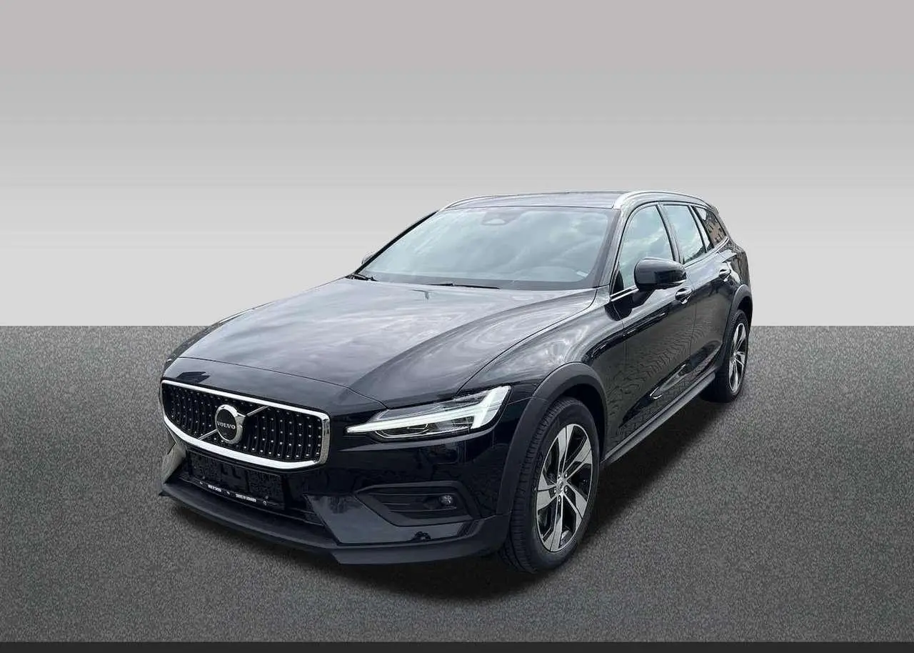 Photo 1 : Volvo V60 2024 Diesel