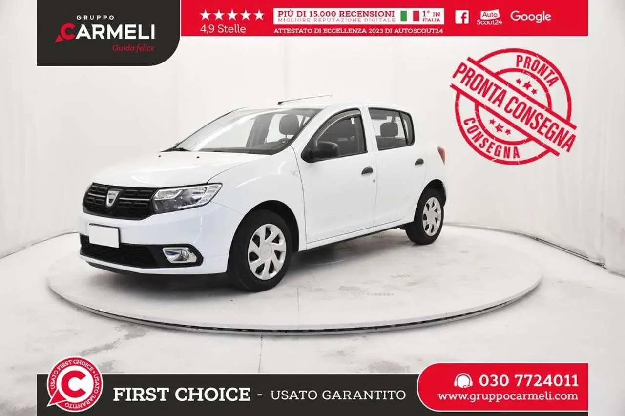 Photo 1 : Dacia Sandero 2018 Petrol