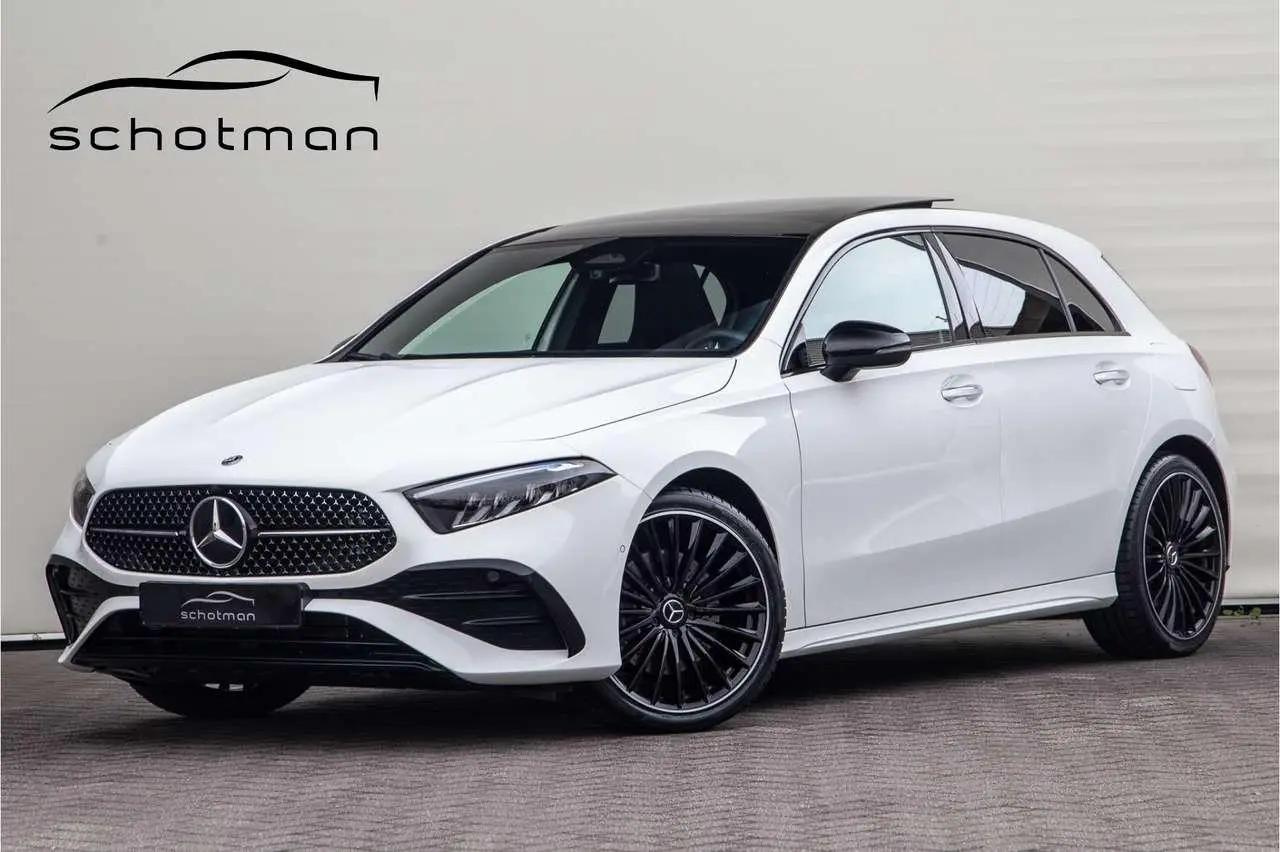 Photo 1 : Mercedes-benz Classe A 2023 Hybride