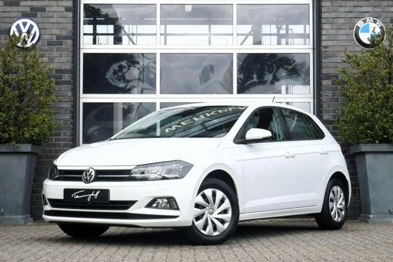 Photo 1 : Volkswagen Polo 2020 Essence