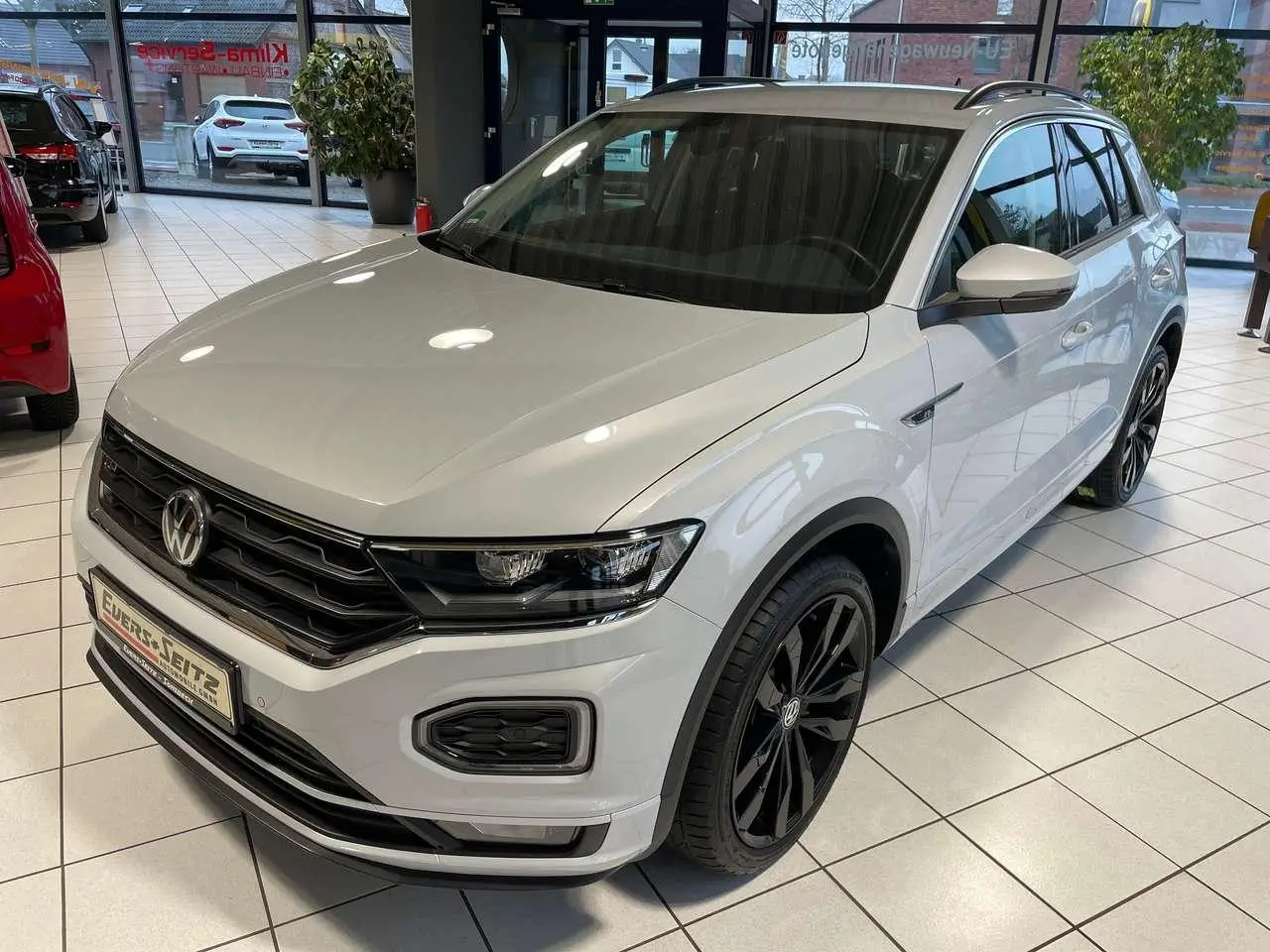 Photo 1 : Volkswagen T-roc 2020 Petrol