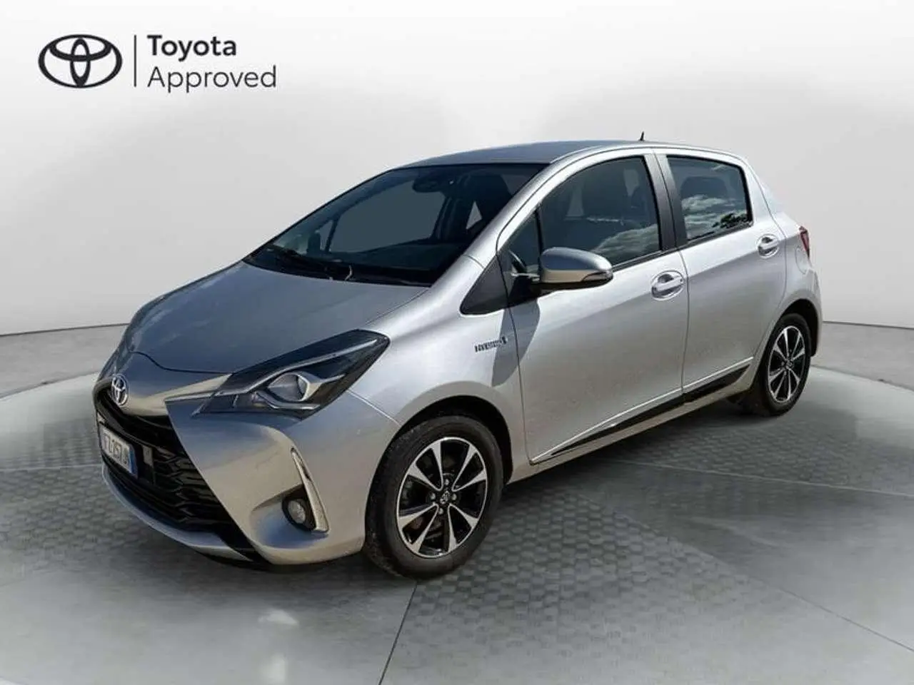 Photo 1 : Toyota Yaris 2019 Hybrid