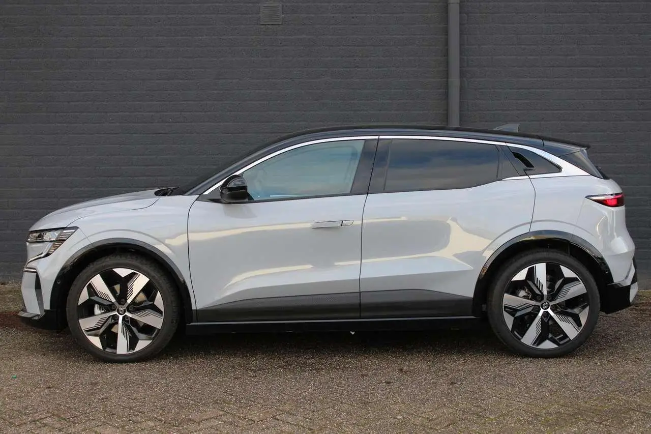 Photo 1 : Renault Megane 2023 Electric