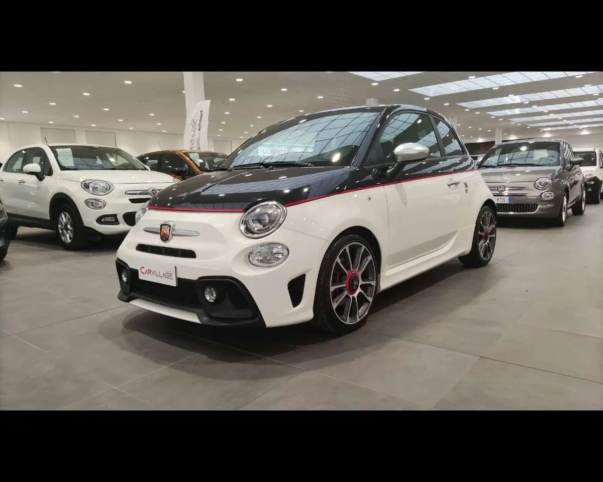 Photo 1 : Abarth 595 2021 Essence