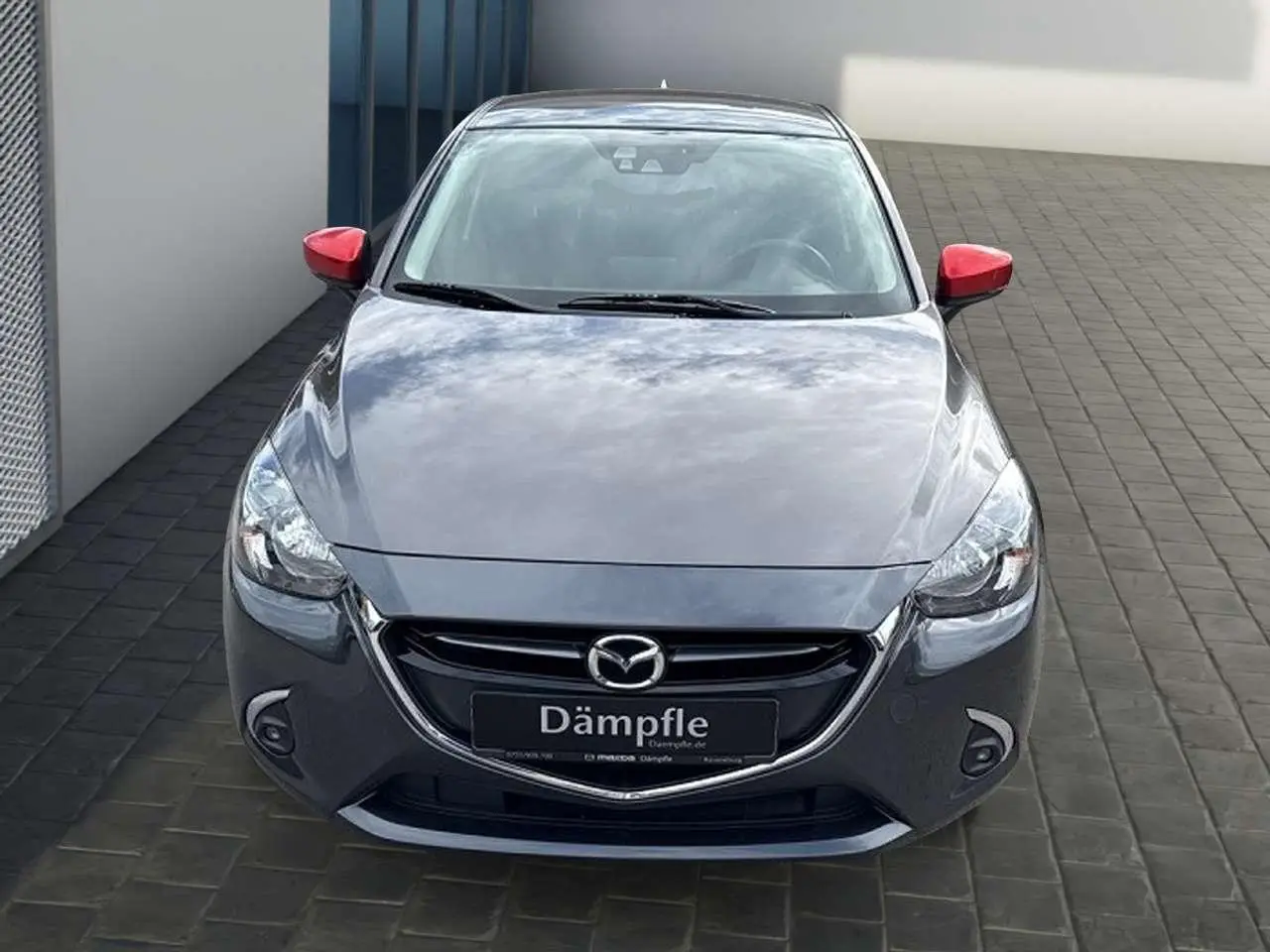 Photo 1 : Mazda 2 2019 Petrol