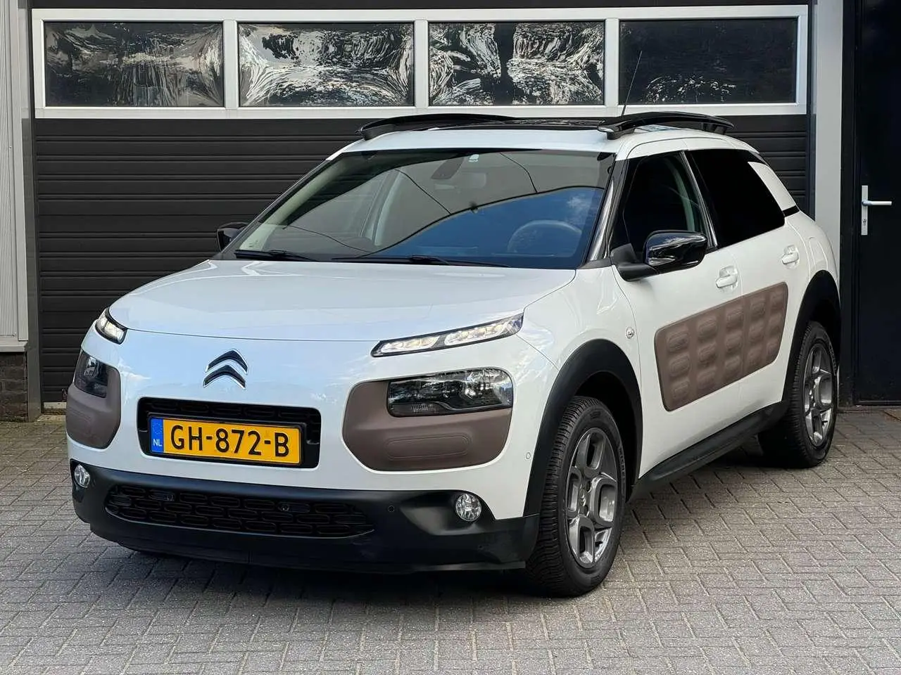 Photo 1 : Citroen C4 2015 Essence