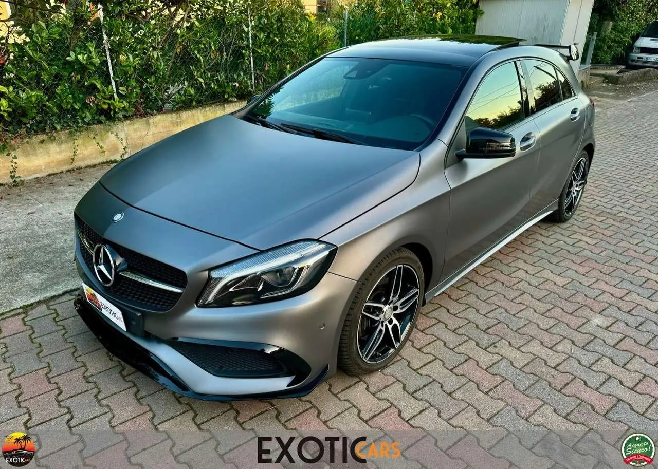 Photo 1 : Mercedes-benz Classe A 2017 Essence