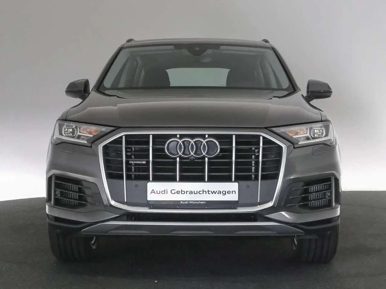 Photo 1 : Audi Q7 2021 Hybride