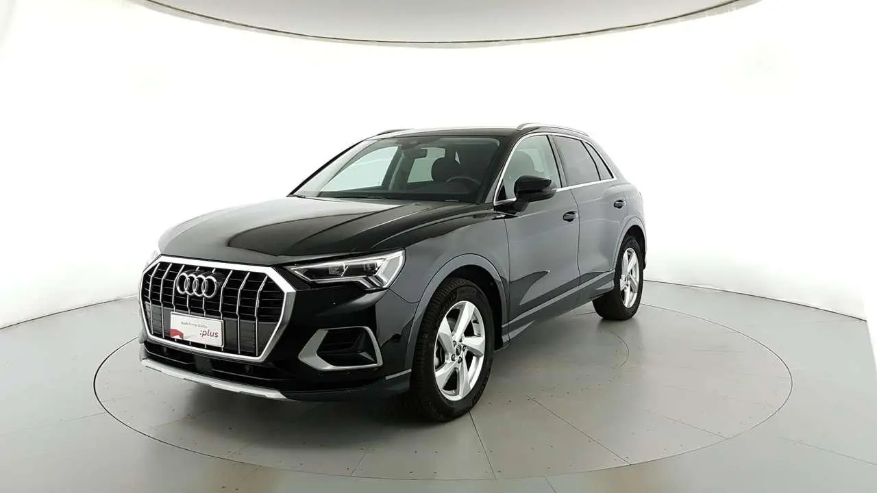 Photo 1 : Audi Q3 2023 Diesel