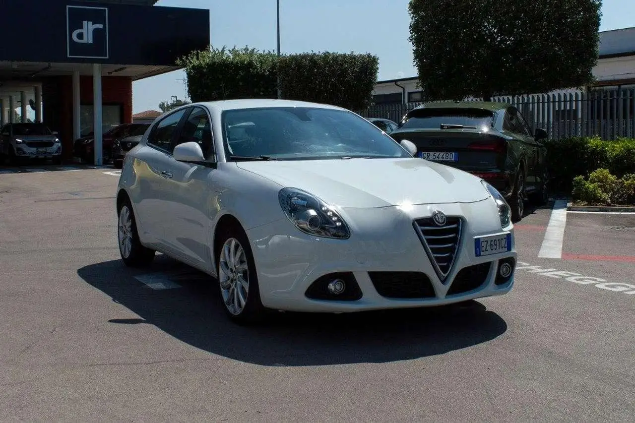 Photo 1 : Alfa Romeo Giulietta 2015 Diesel