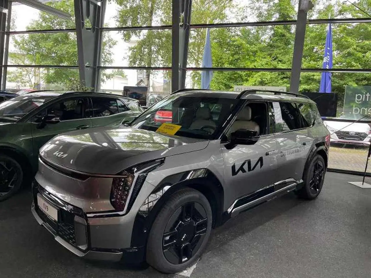 Photo 1 : Kia Ev9 2024 Électrique