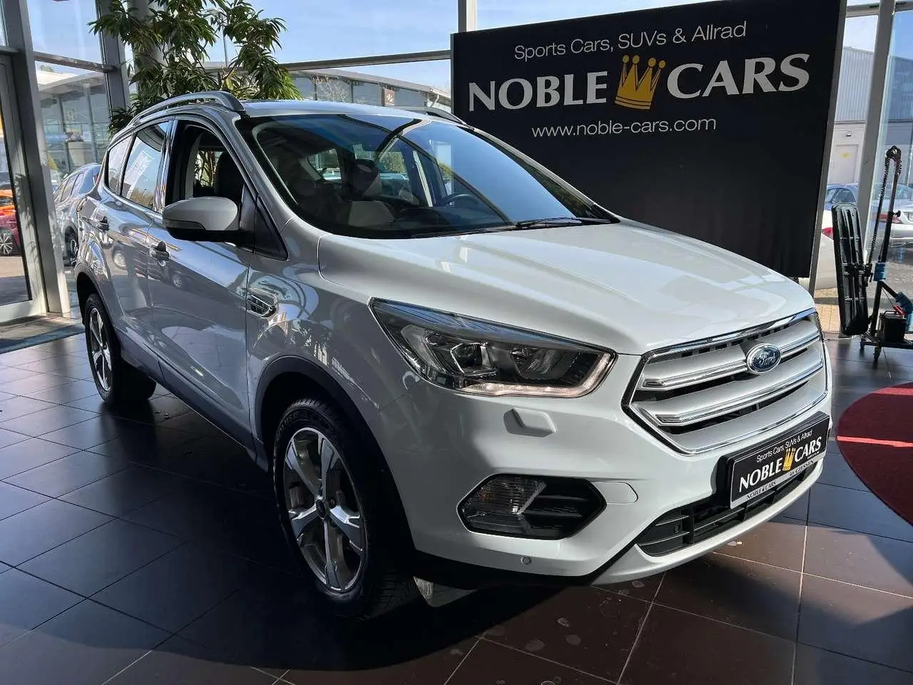 Photo 1 : Ford Kuga 2019 Essence