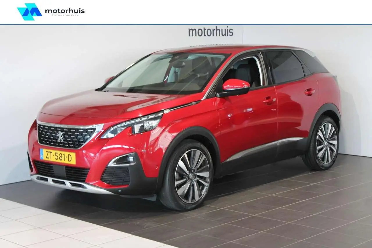 Photo 1 : Peugeot 3008 2019 Petrol