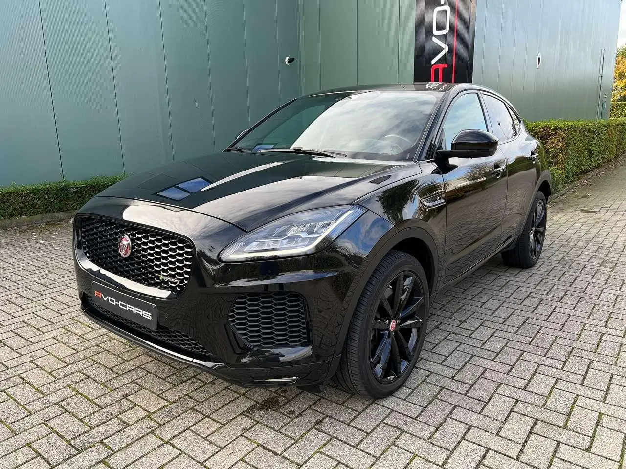 Photo 1 : Jaguar E-pace 2019 Essence