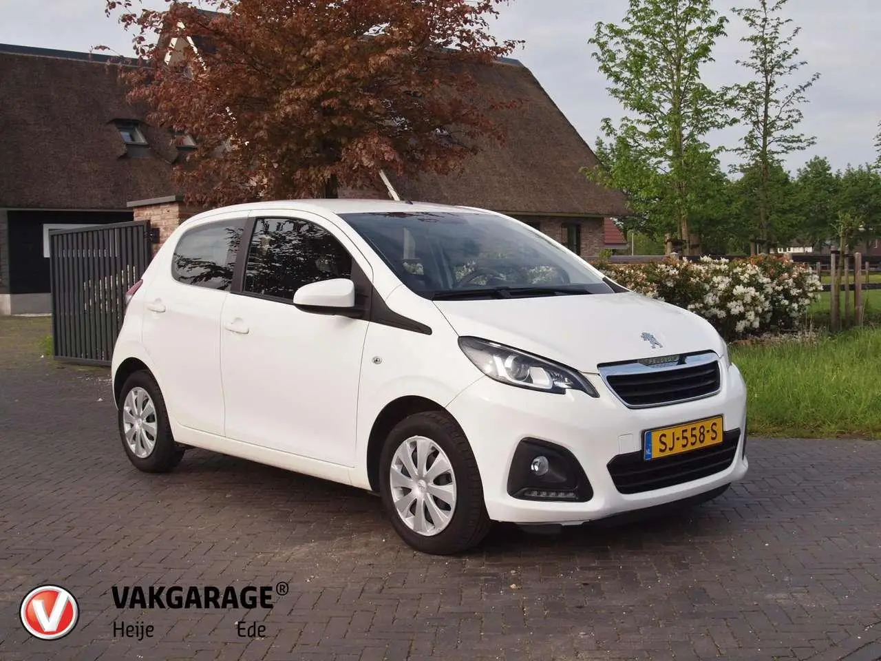 Photo 1 : Peugeot 108 2018 Essence