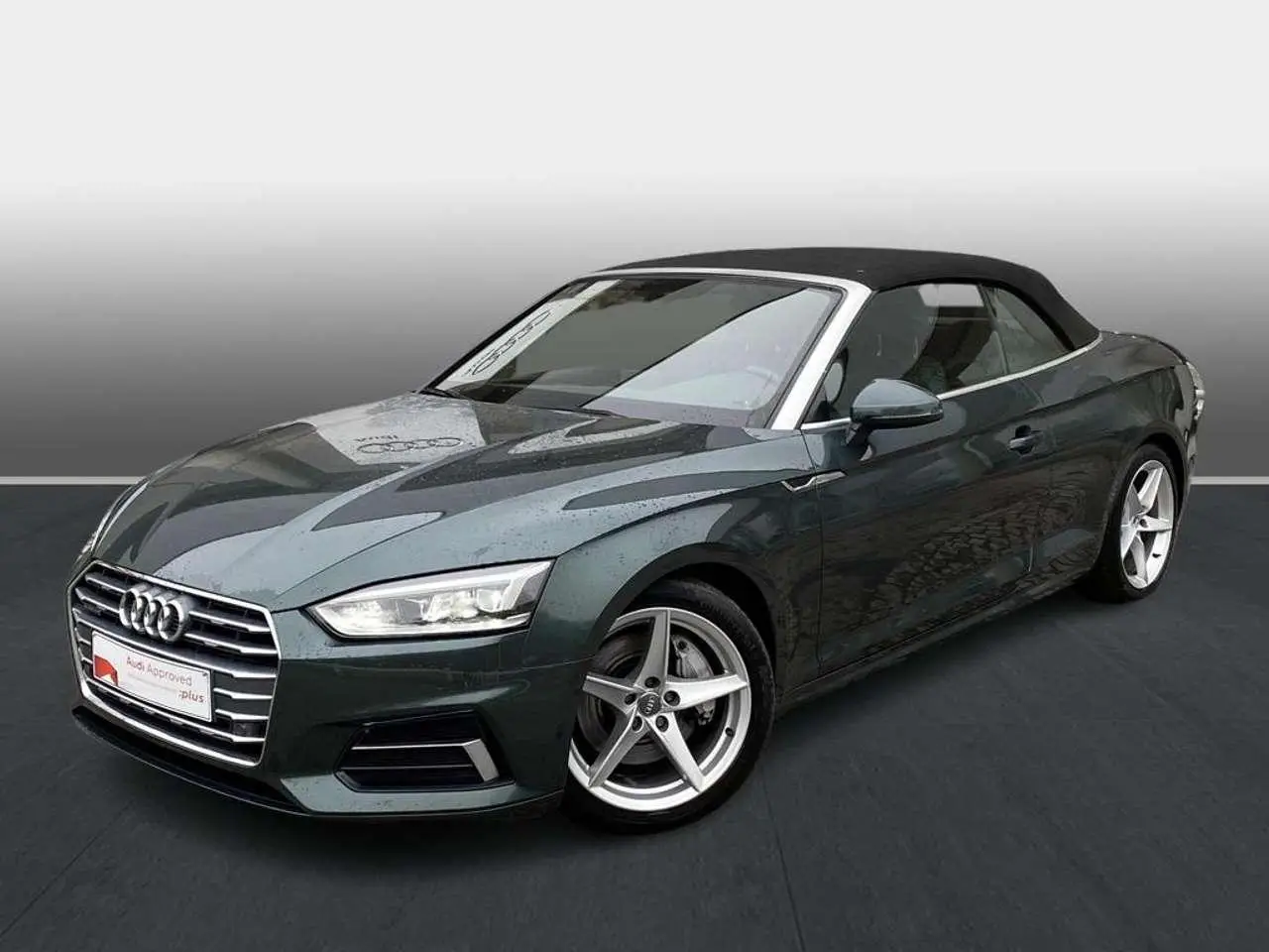 Photo 1 : Audi A5 2017 Petrol