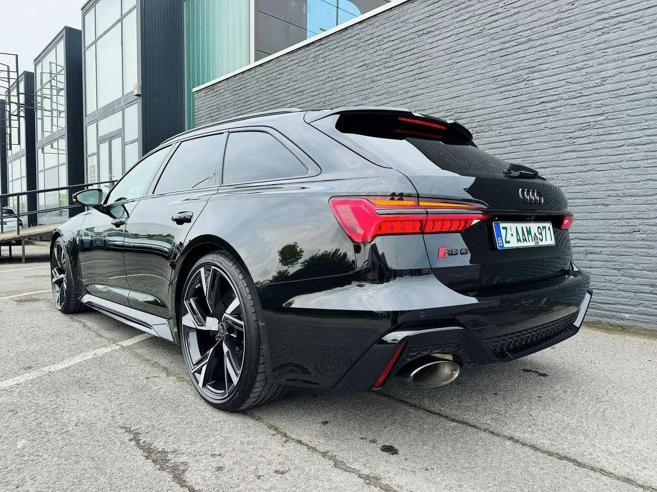 Photo 1 : Audi Rs6 2022 Petrol