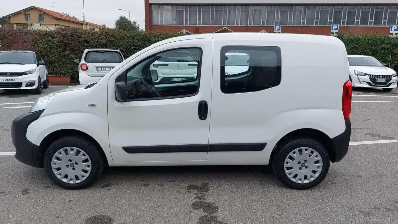 Photo 1 : Fiat Fiorino 2016 Petrol