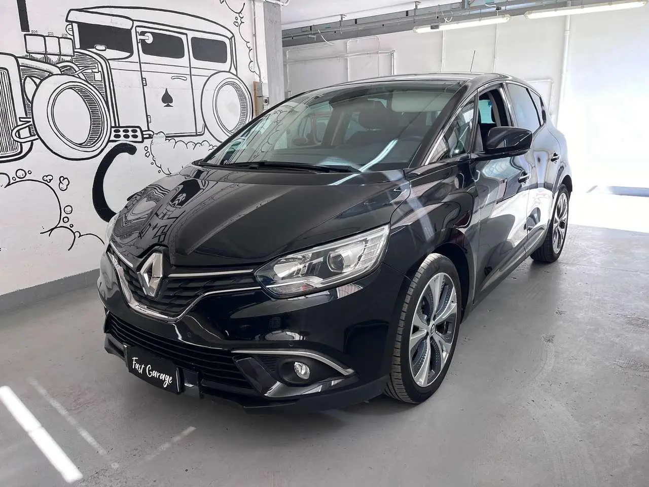 Photo 1 : Renault Scenic 2018 Hybrid