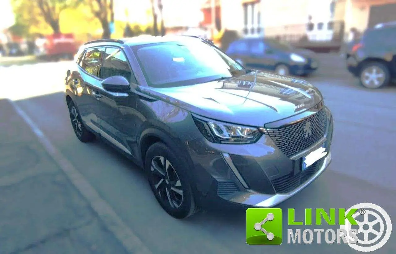 Photo 1 : Peugeot 3008 2020 Petrol