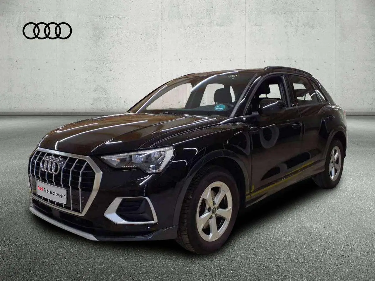 Photo 1 : Audi Q3 2024 Diesel