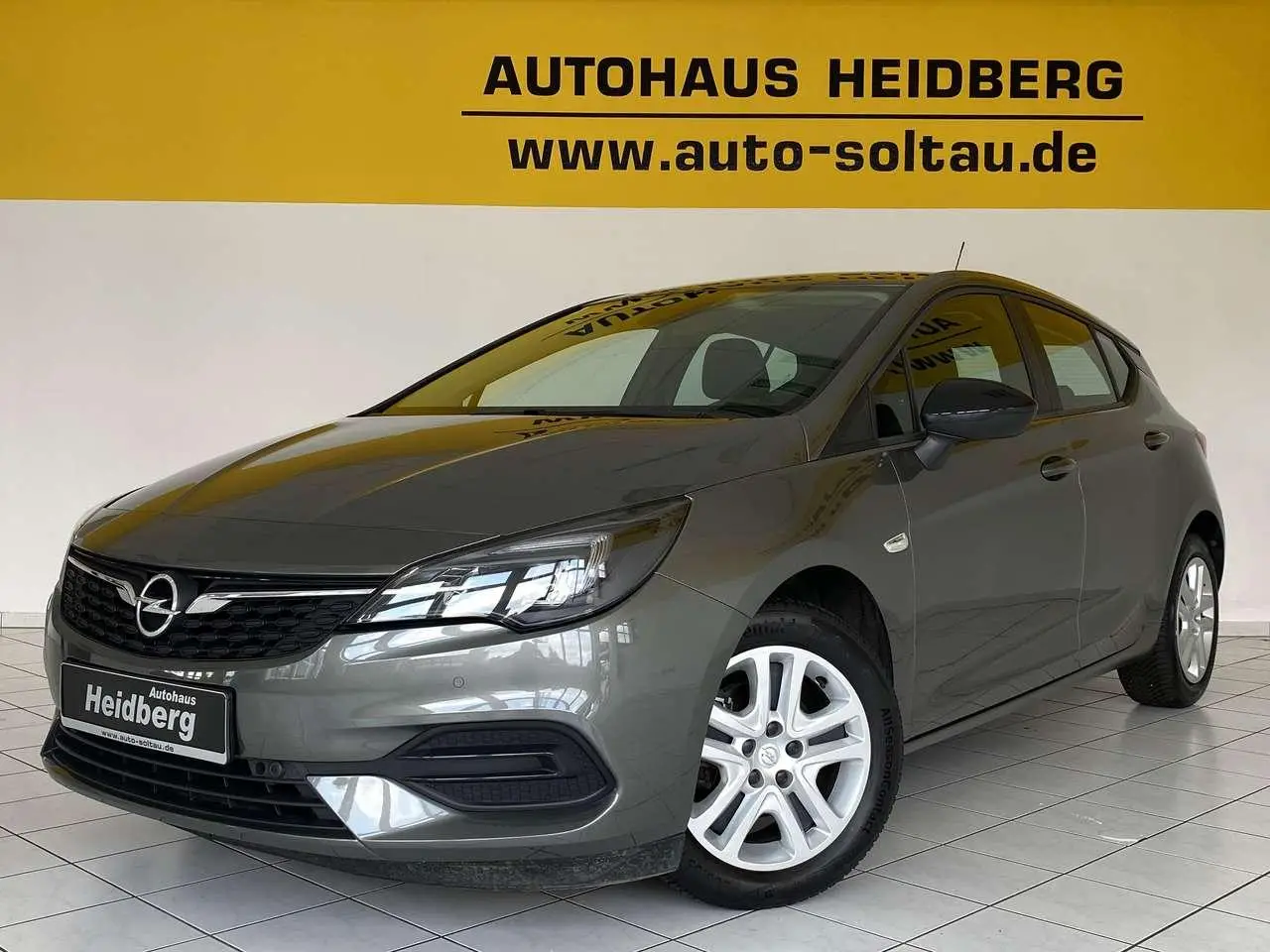 Photo 1 : Opel Astra 2021 Petrol