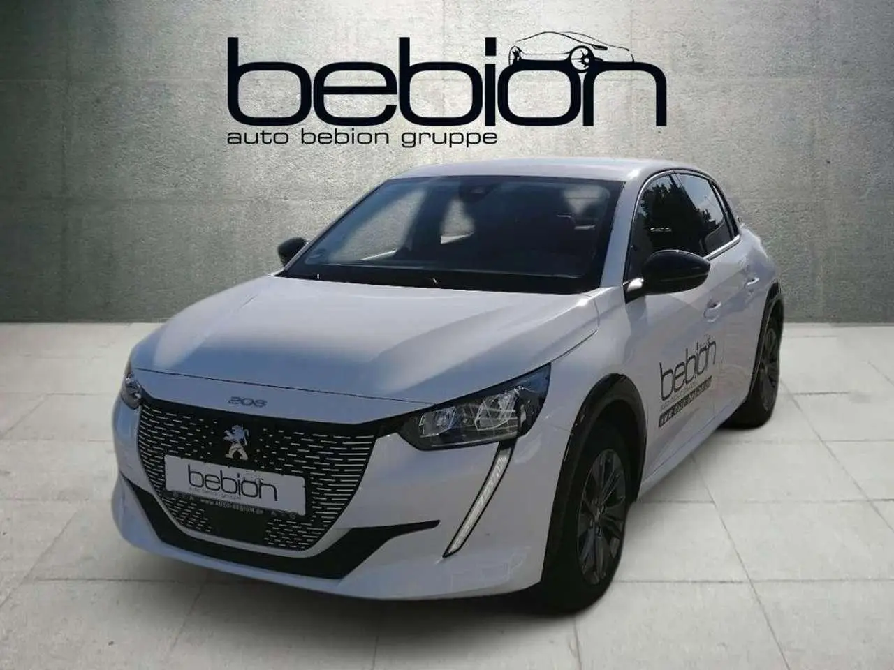 Photo 1 : Peugeot 208 2023 Électrique