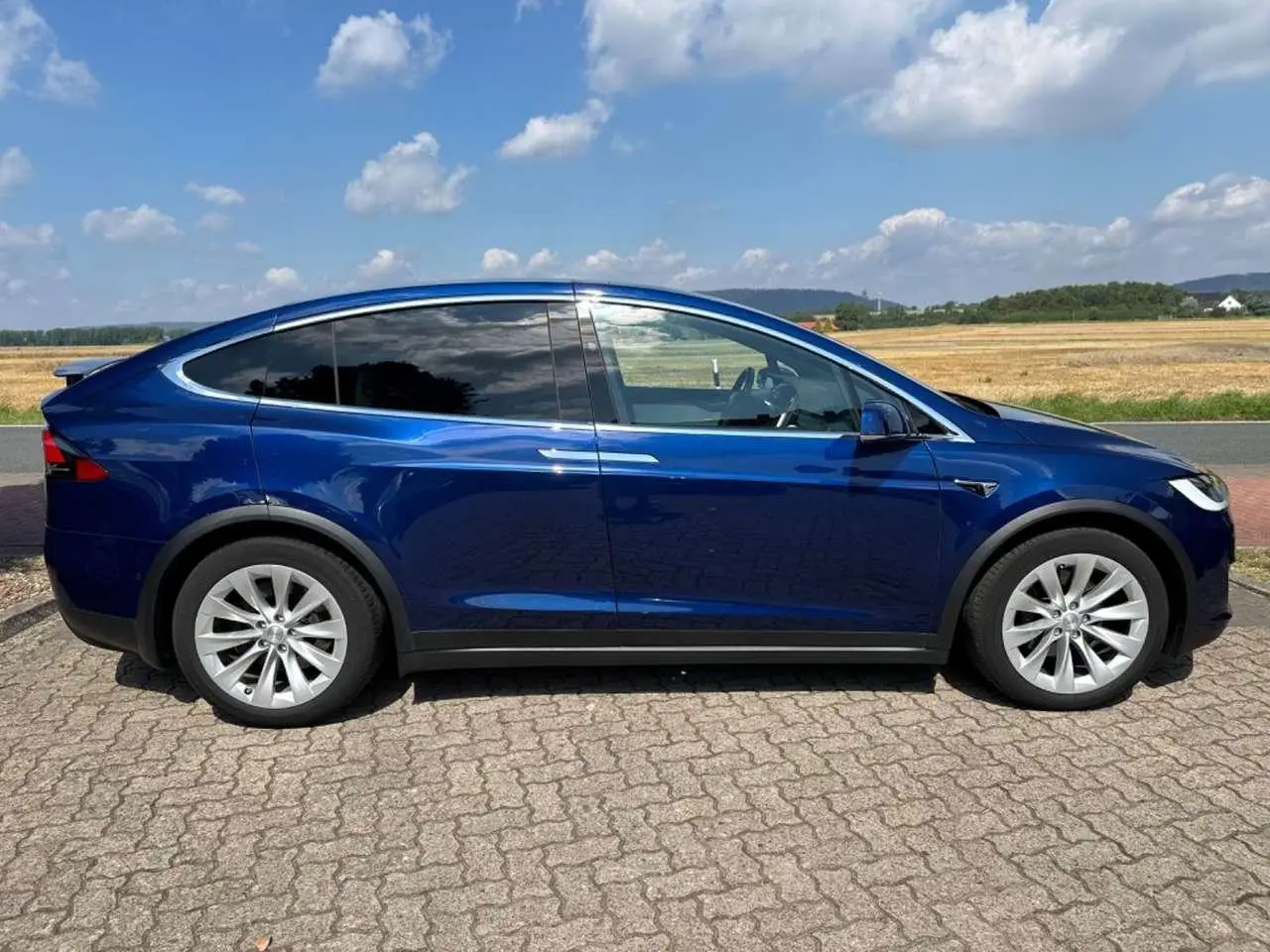 Photo 1 : Tesla Model X 2017 Hybride