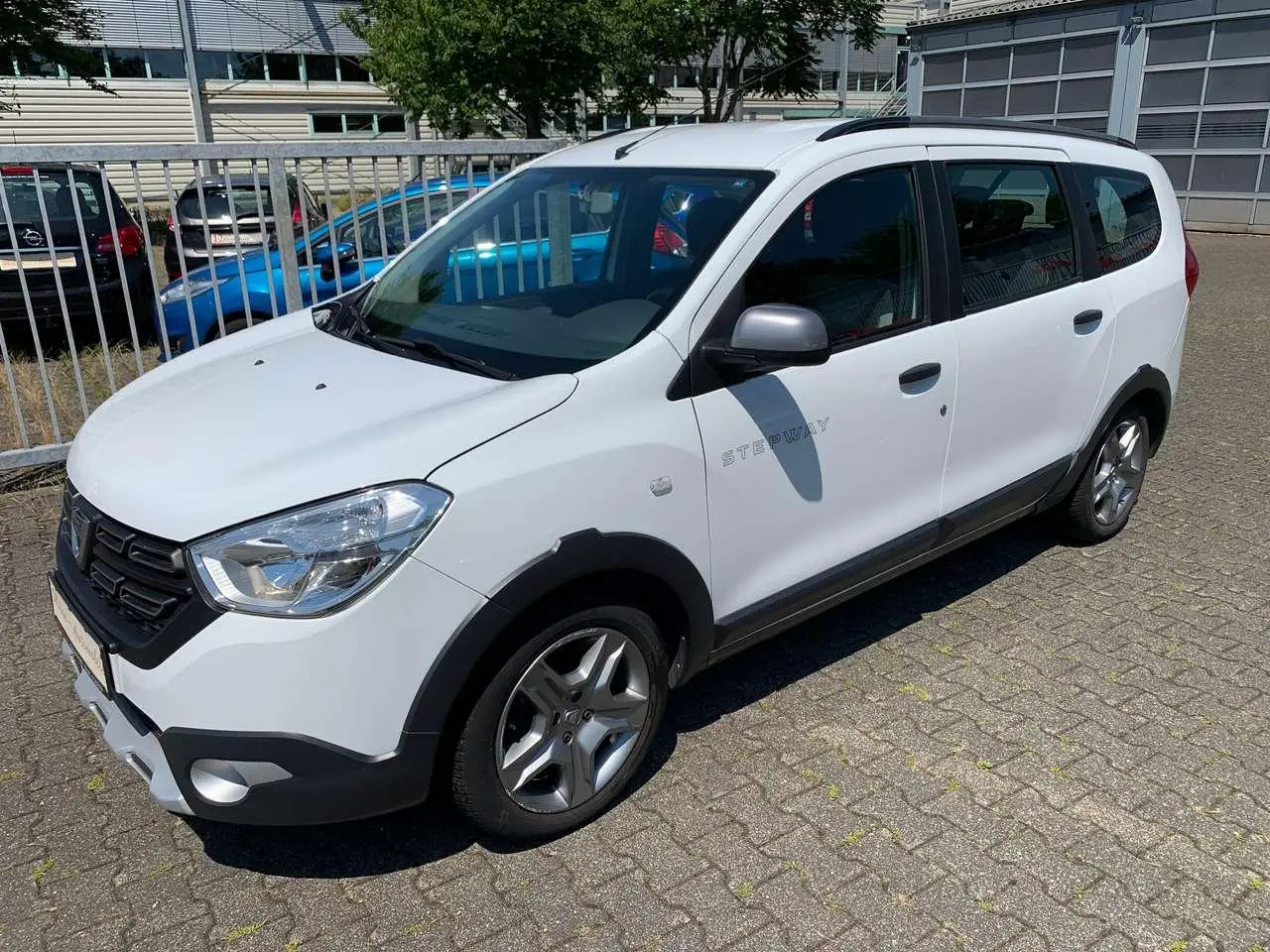 Photo 1 : Dacia Lodgy 2018 Petrol