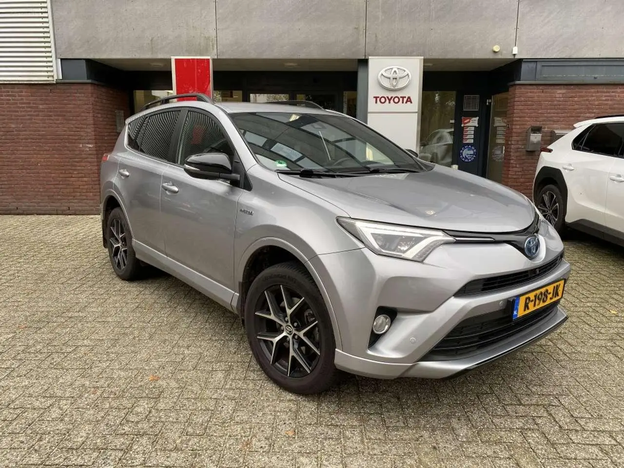 Photo 1 : Toyota Rav4 2018 Hybride