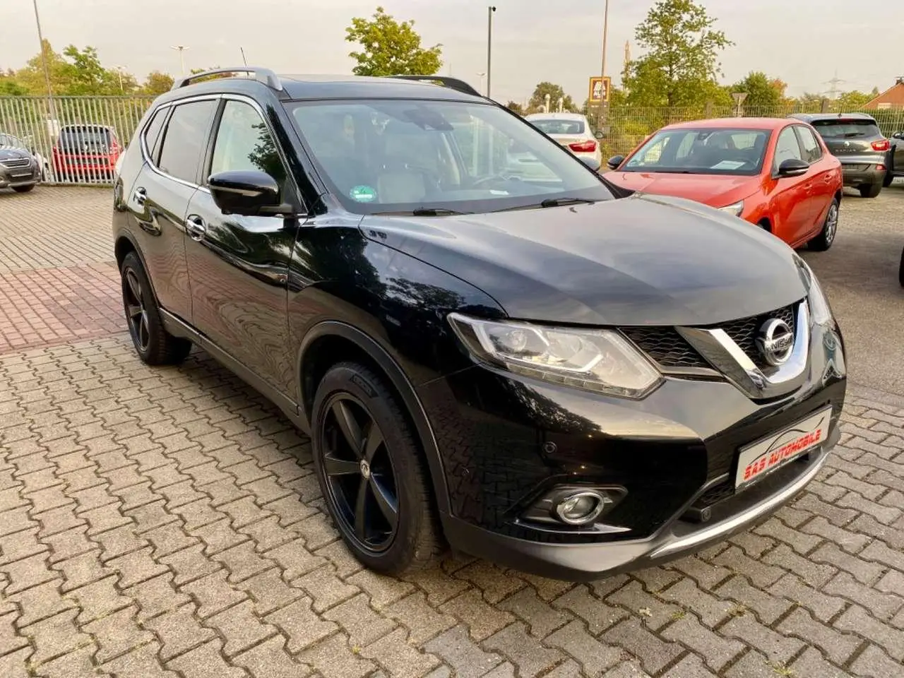 Photo 1 : Nissan X-trail 2017 Petrol