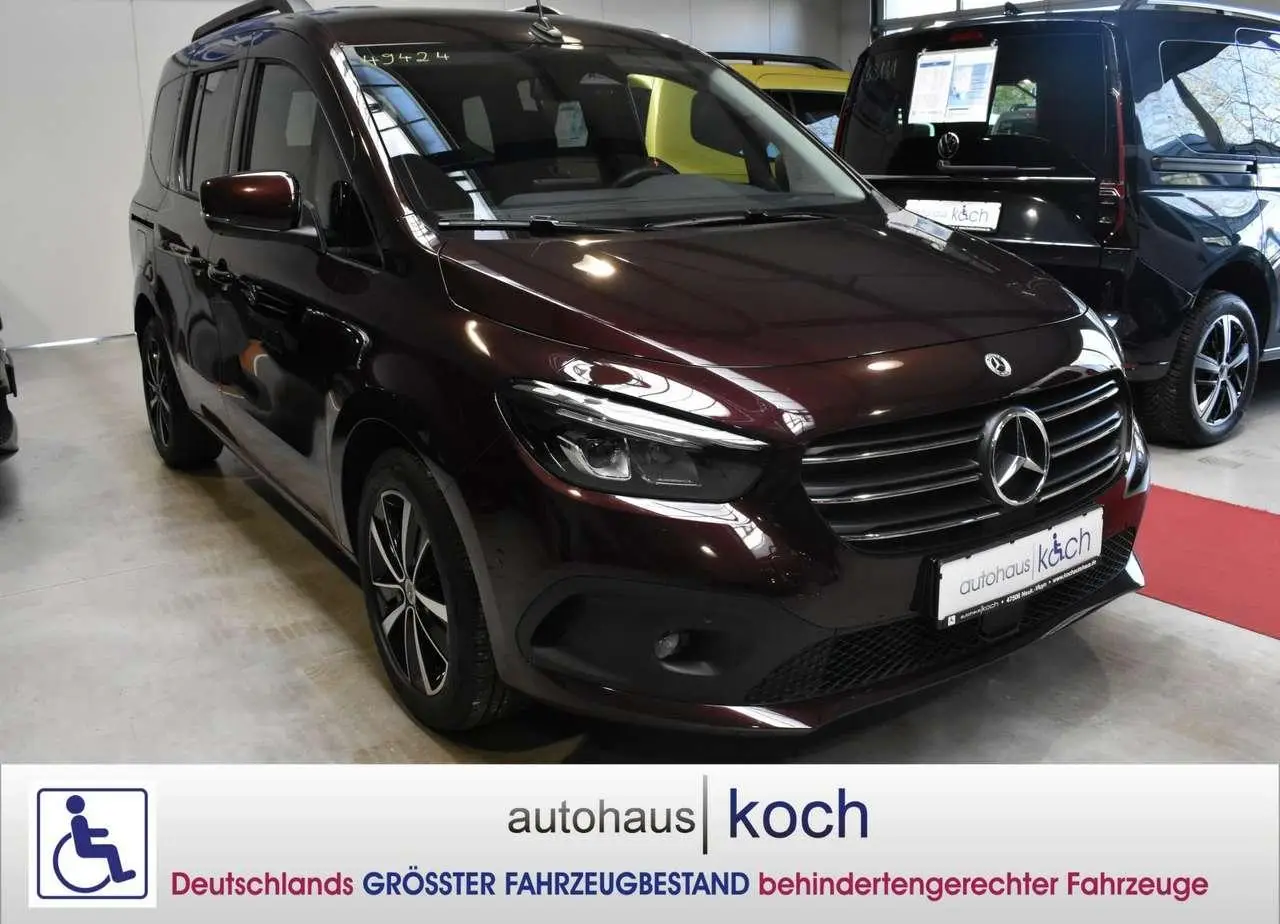 Photo 1 : Mercedes-benz Classe T 2023 Petrol