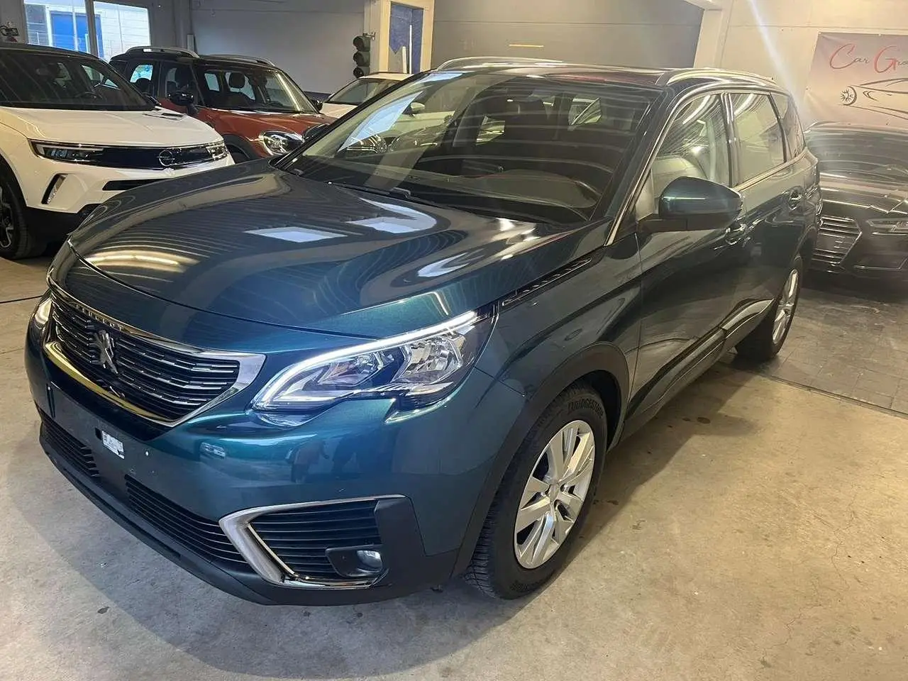 Photo 1 : Peugeot 5008 2019 Diesel