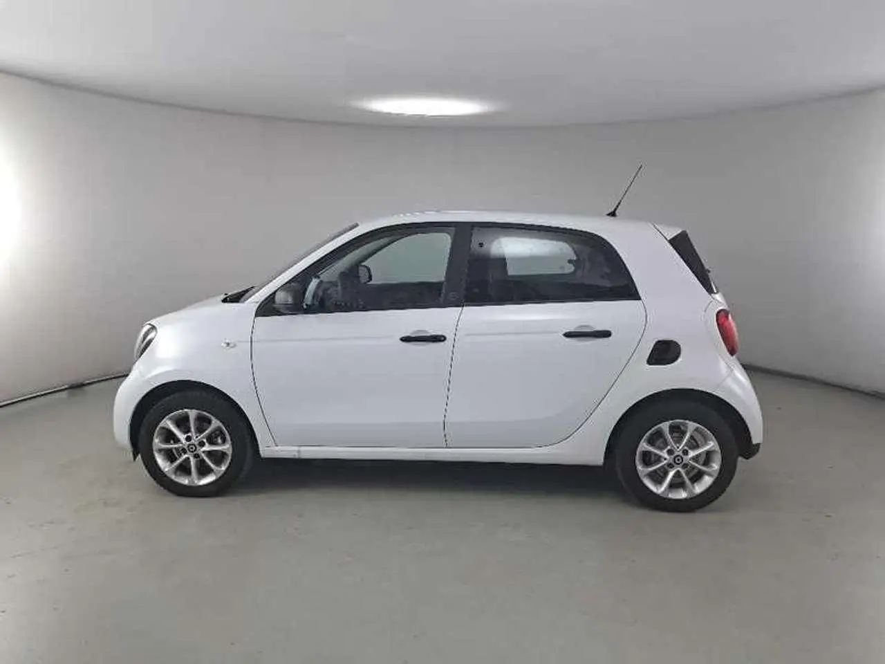 Photo 1 : Smart Forfour 2019 Electric