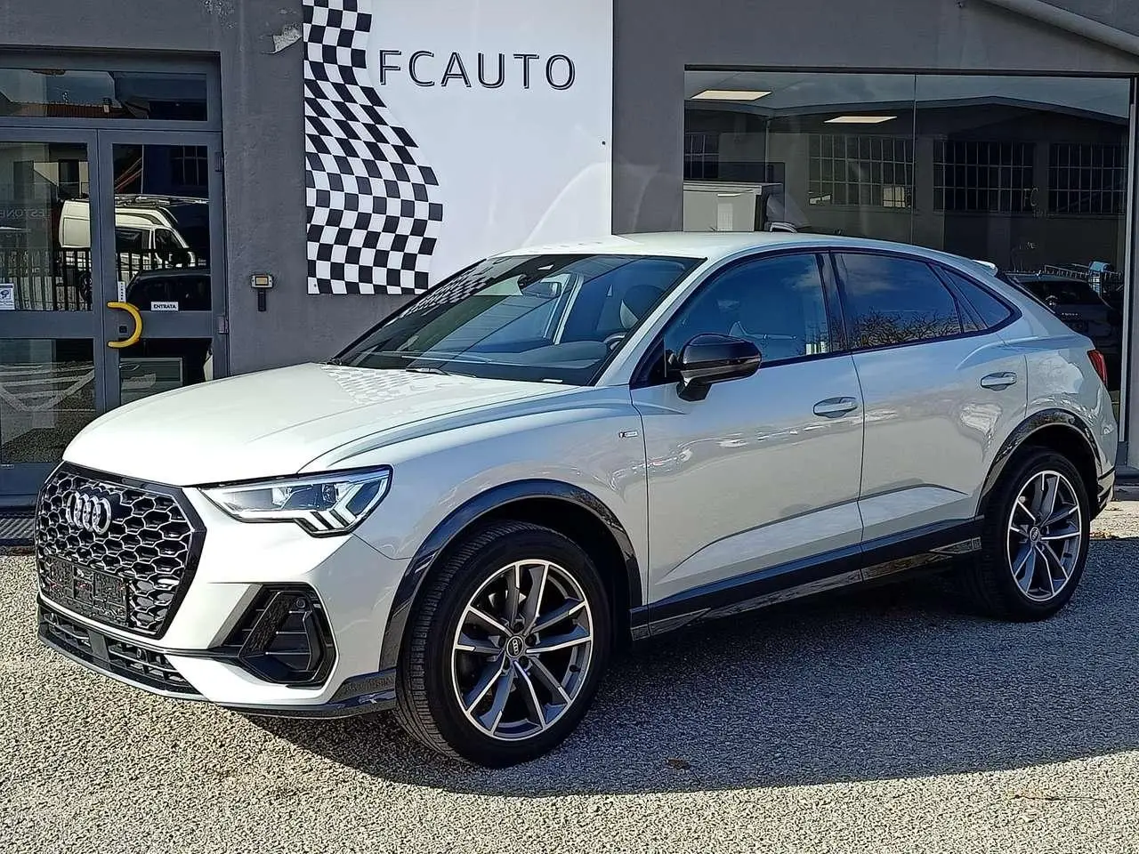 Photo 1 : Audi Q3 2020 Diesel