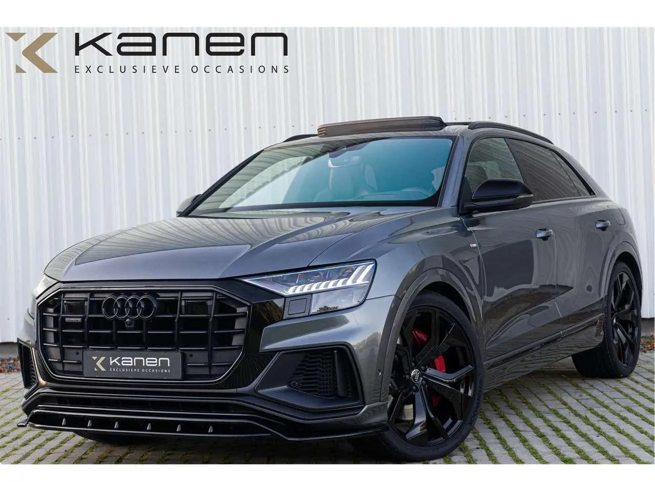 Photo 1 : Audi Q8 2021 Hybrid