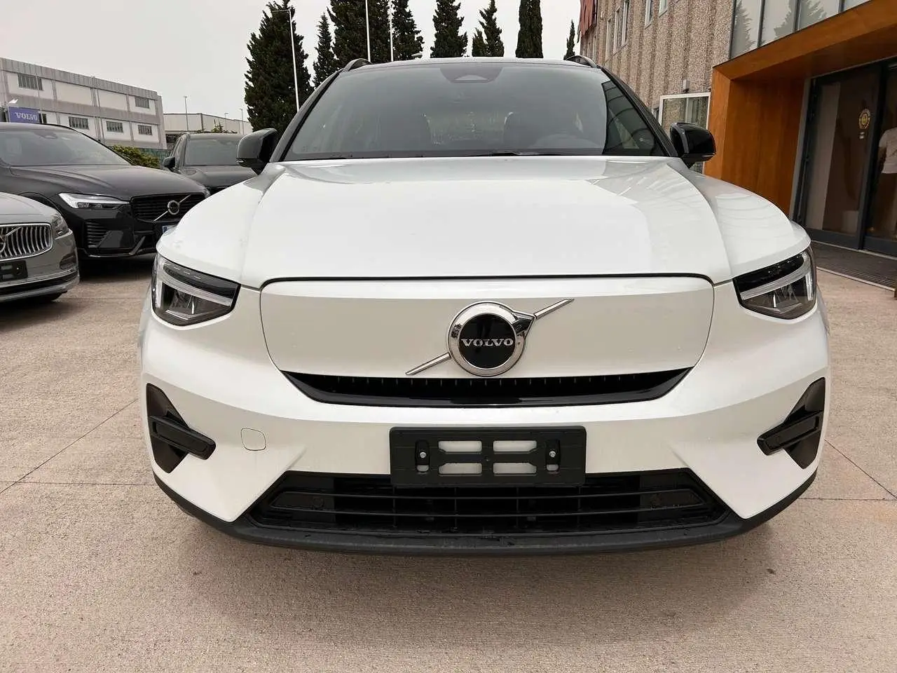 Photo 1 : Volvo Xc40 2024 Électrique