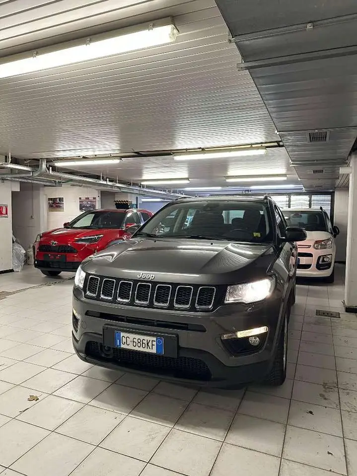 Photo 1 : Jeep Compass 2020 Petrol