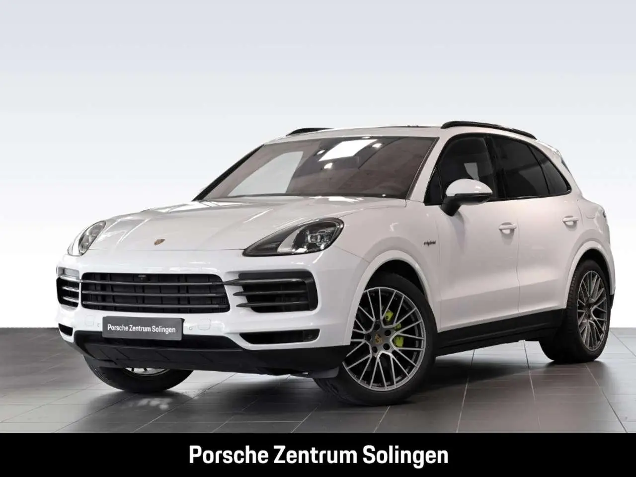 Photo 1 : Porsche Cayenne 2023 Hybride