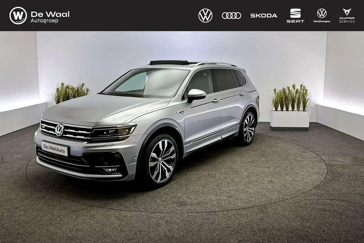 Photo 1 : Volkswagen Tiguan 2019 Petrol